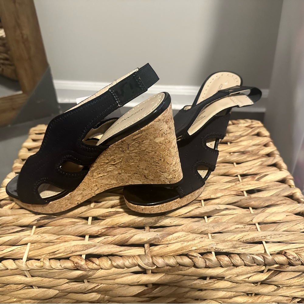 Adrienne Vittadini Black Wedge Sandals